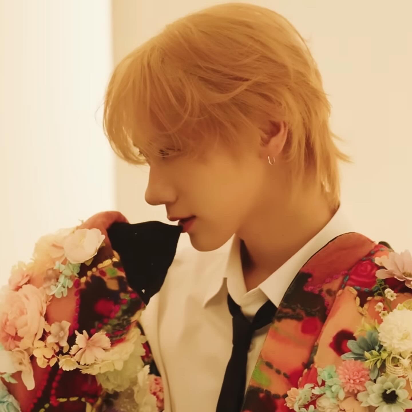 Behind-the-scenes cut of TEN (WayV)