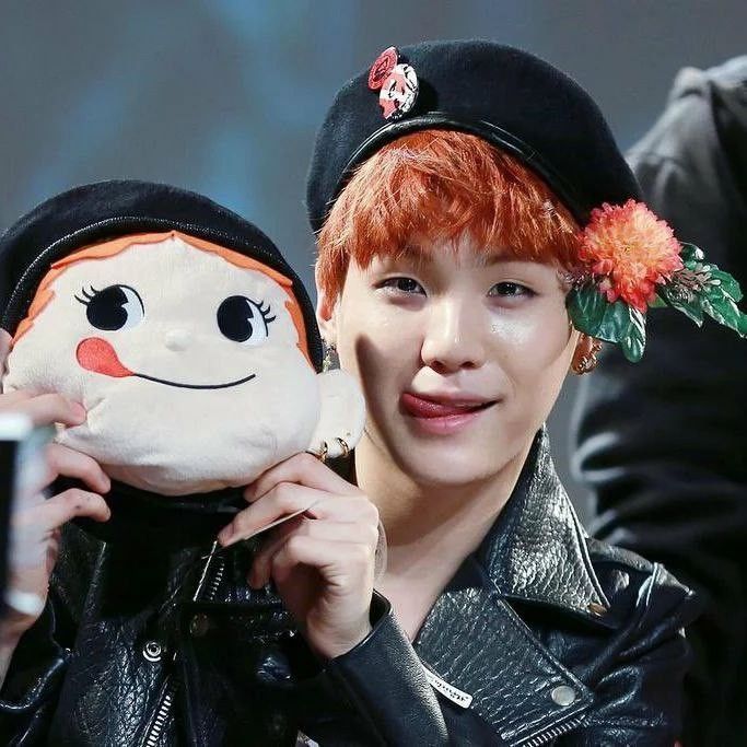 Behind-the-scenes cut of SUGA (BTS)