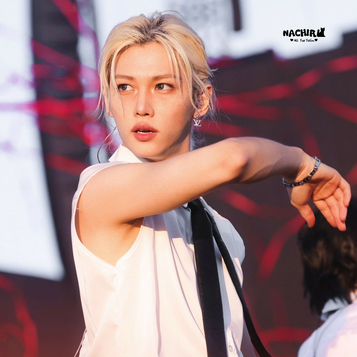 Latest photo of Felix (Stray Kids)