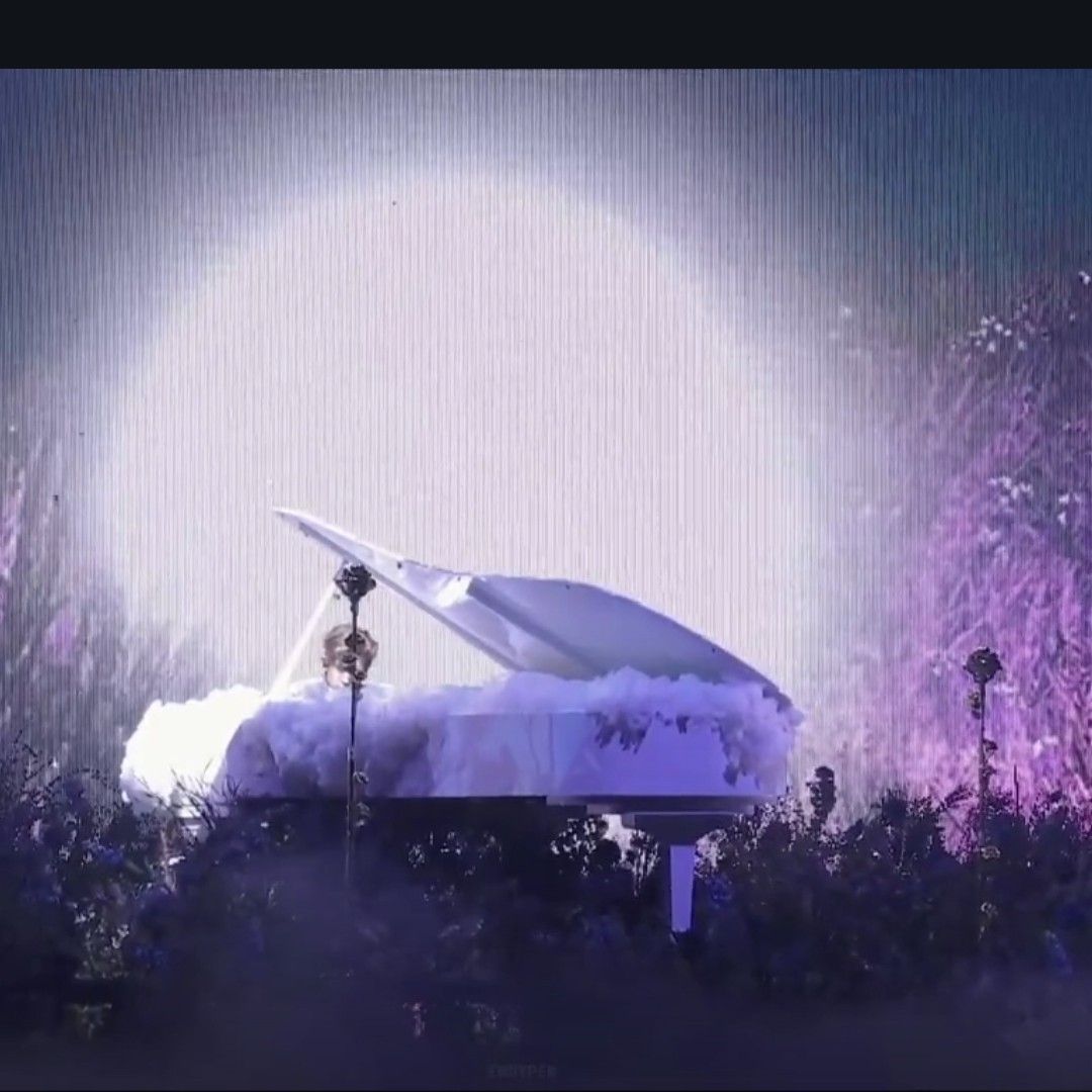 Momen yang diabadikan oleh penggemar Heeseung (ENHYPEN)