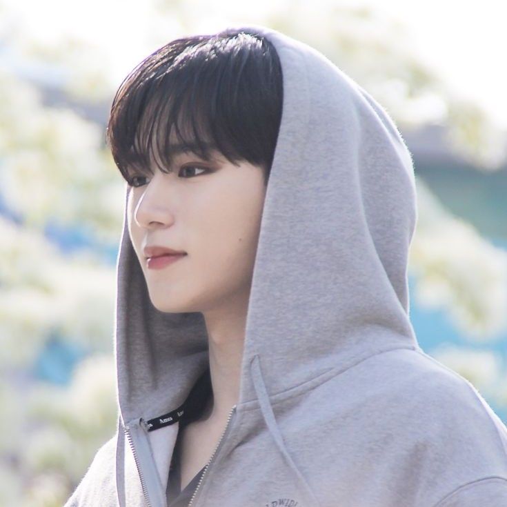 Latest photo of Kim Junseo (ALPHA DRIVE ONE)