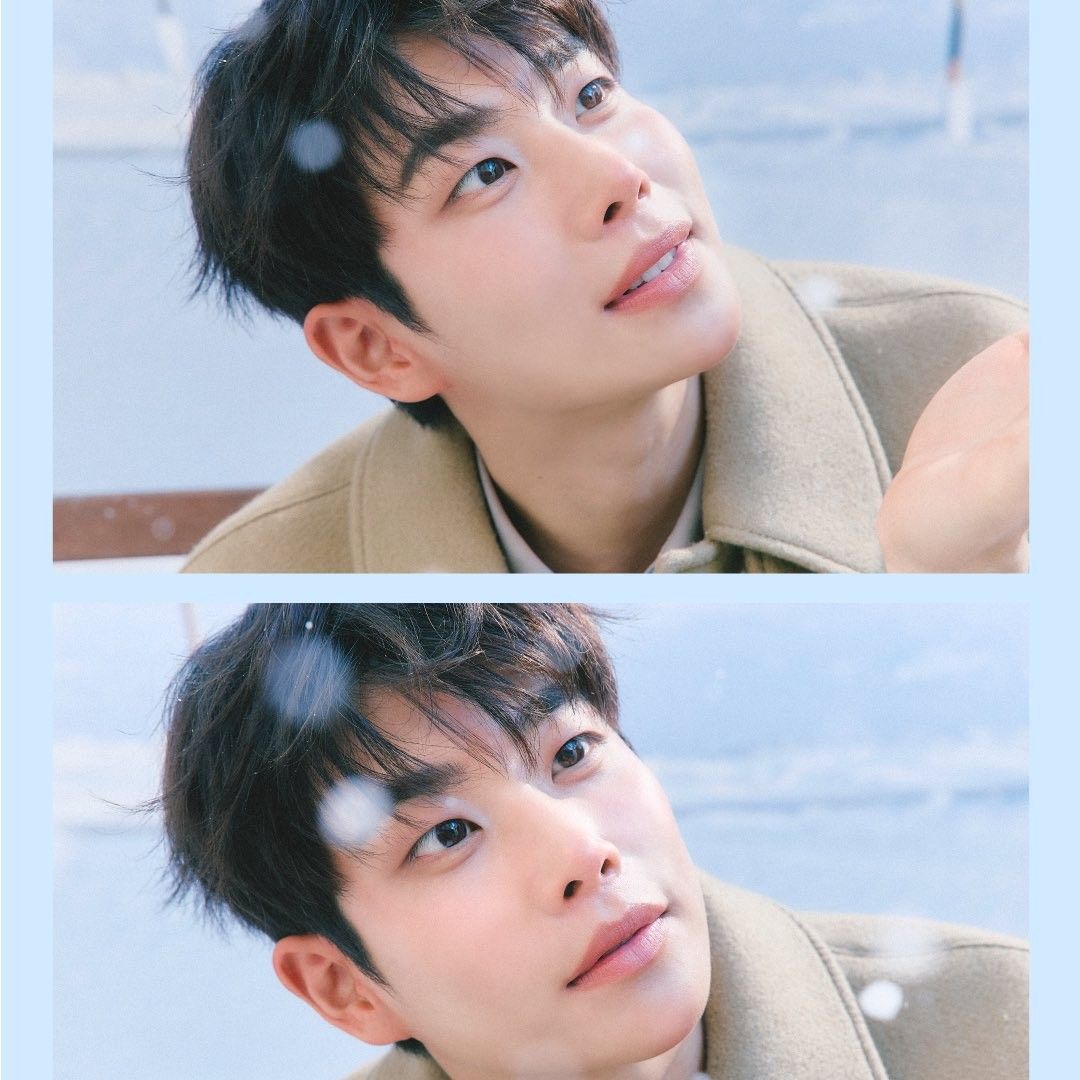 A moment captured by MJ (ASTRO)'s fan