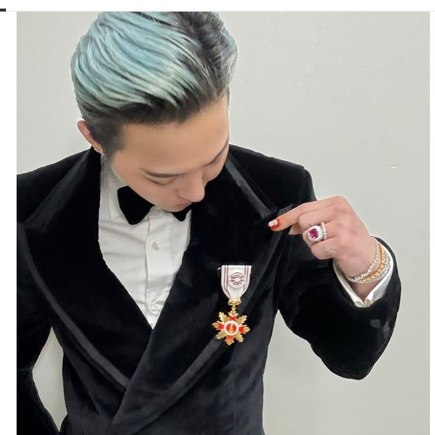 Recent activity shot of G-DRAGON (BIGBANG)