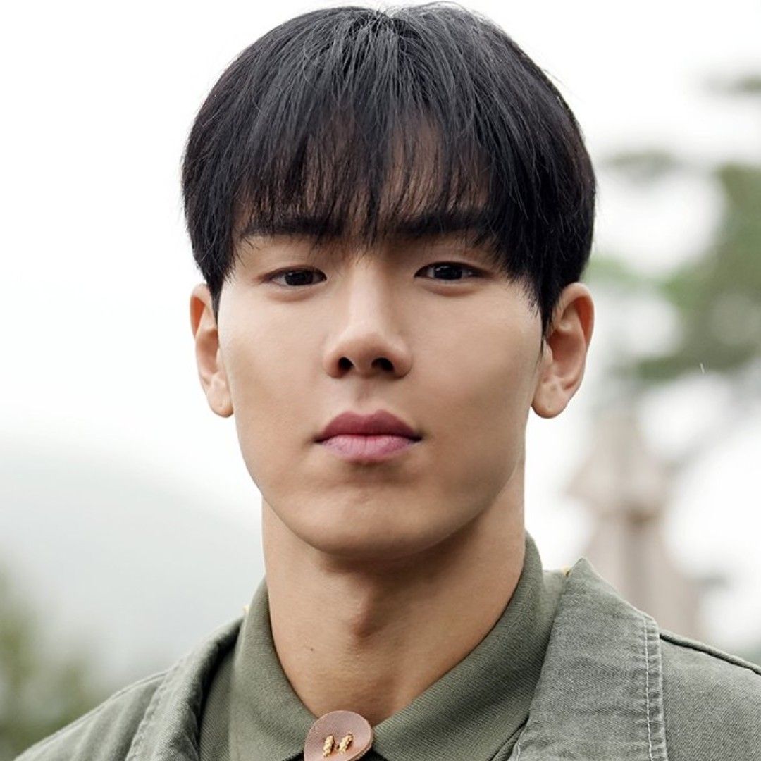 Latest photo of Shownu (MONSTA X)