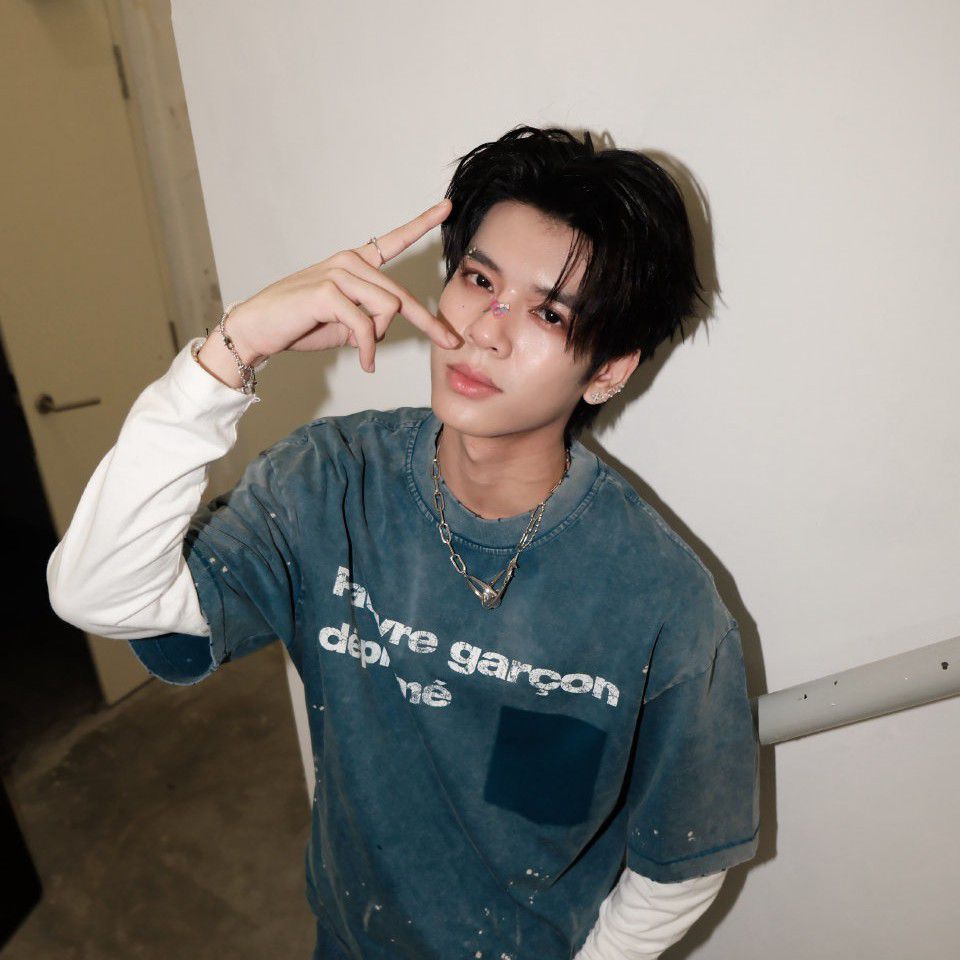 Behind-the-scenes cut of DORN (NexT1DE)