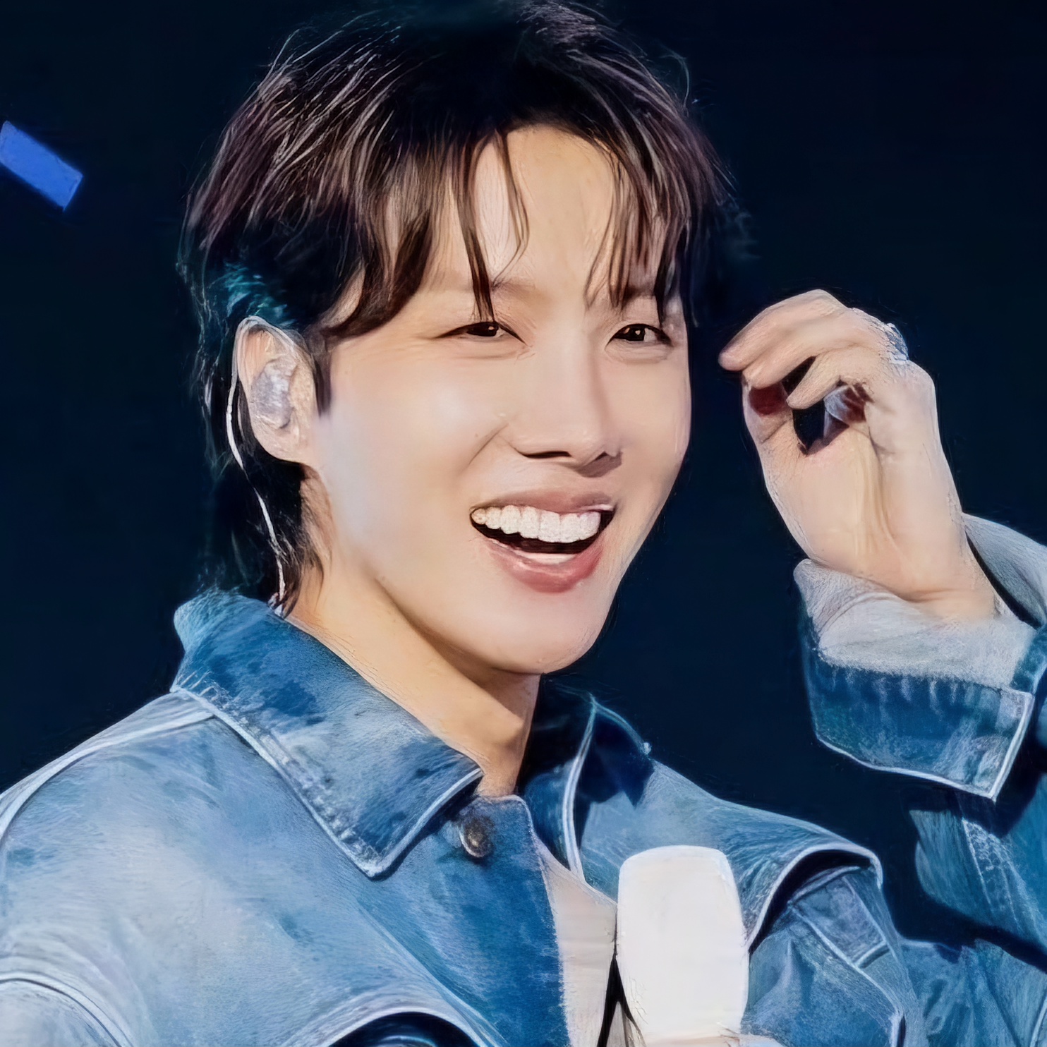 제이홉 (방탄소년단)의 비하인드 컷