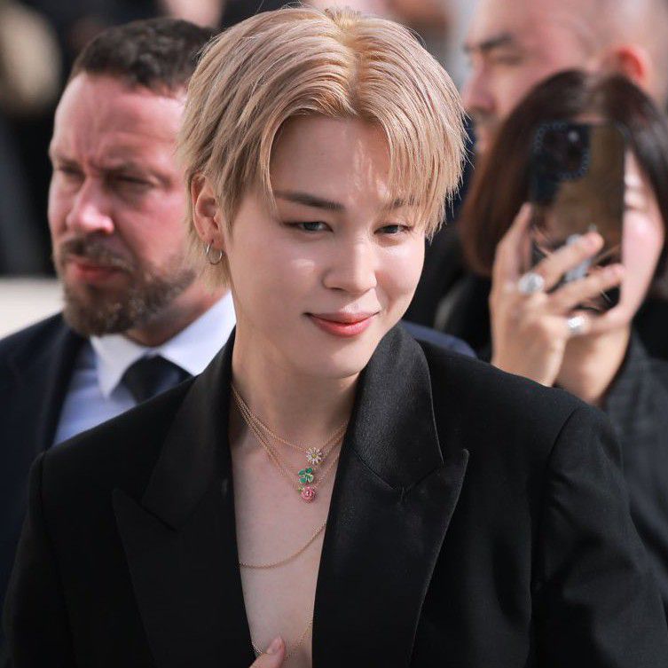 Foto terbaru Jimin (BTS)