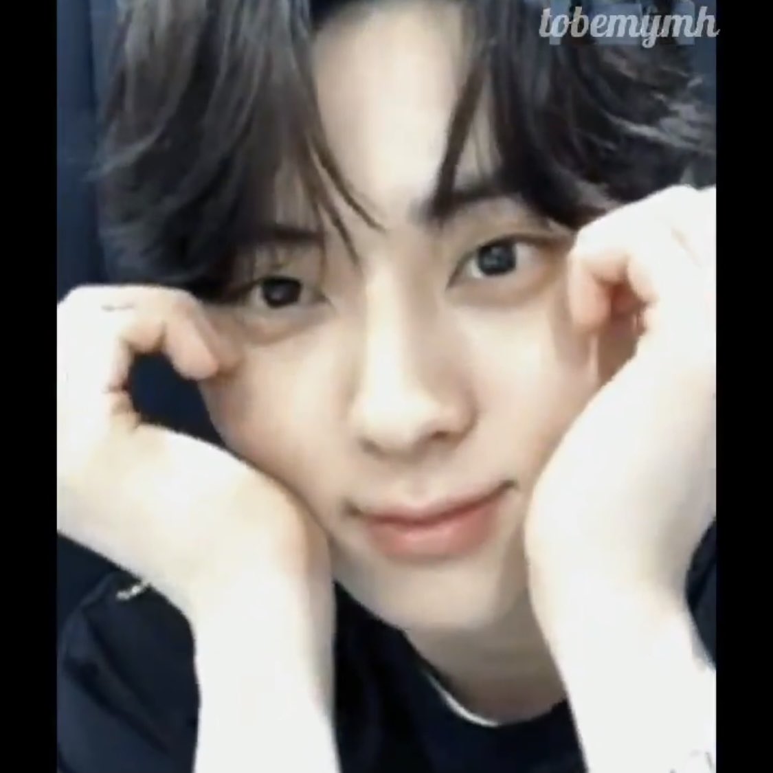 Recent activity shot of Hwang Minhyun