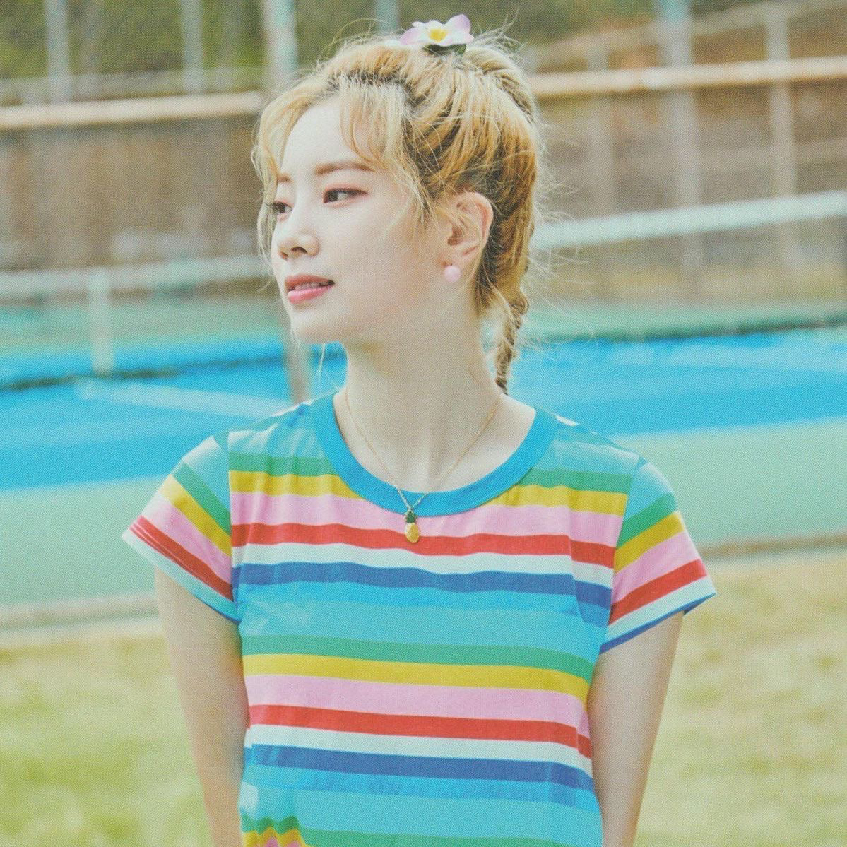 다현 (TWICE)의 비하인드 컷