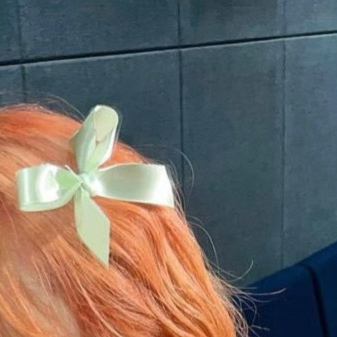 Behind-the-scenes cut of Sieun (STAYC)