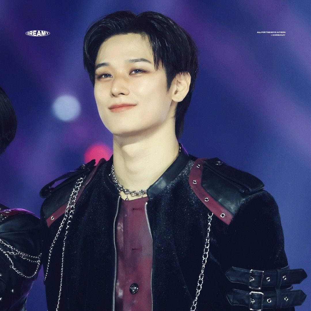 Latest photo of Juyeon (THE BOYZ)