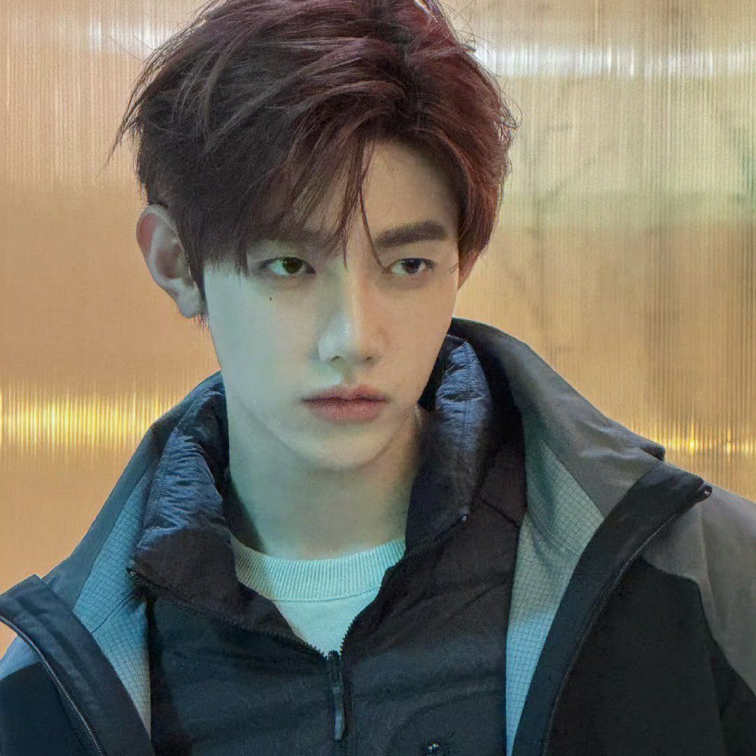 Latest photo of Zhang Hao (ZEROBASEONE)