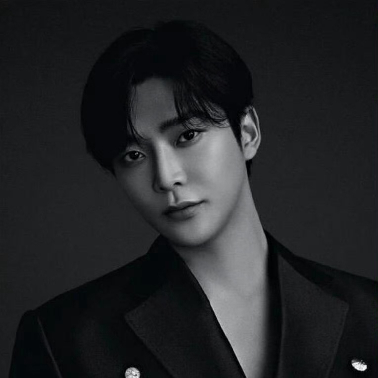 Recent activity shot of Rowoon