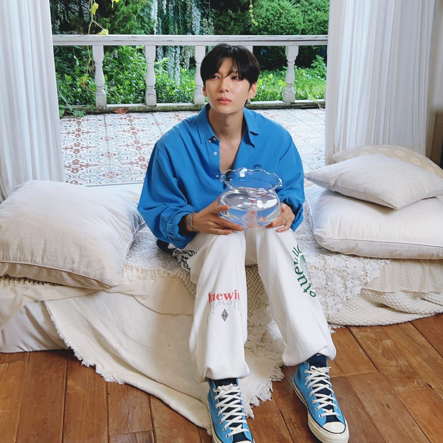 Recent activity shot of VIXX