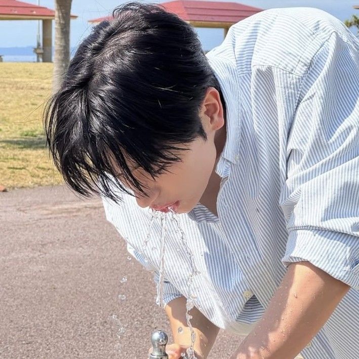 Recent activity shot of Hyunjae (THE BOYZ)
