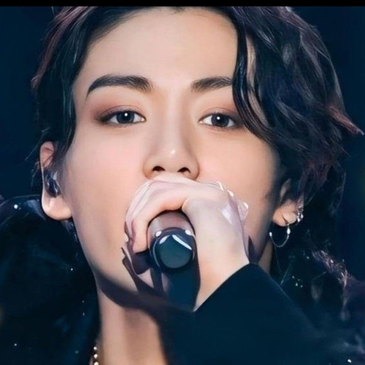 A moment captured by Jungkook (BTS)'s fan