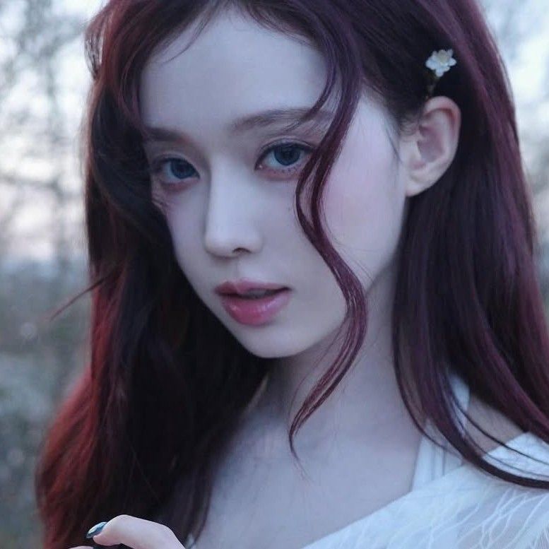 Winter (aespa)的最新活动照片