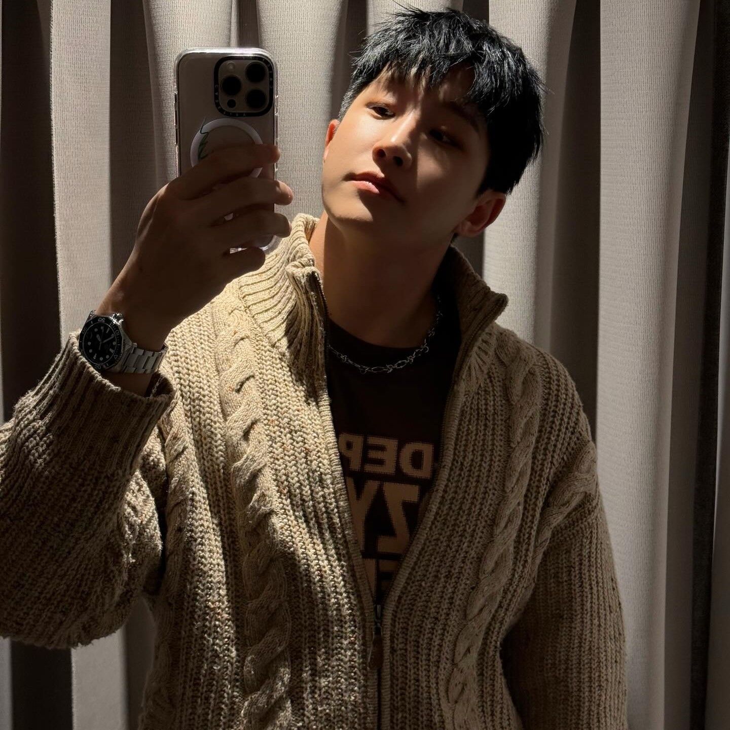 Momen yang diabadikan oleh penggemar Jinjin (ASTRO)