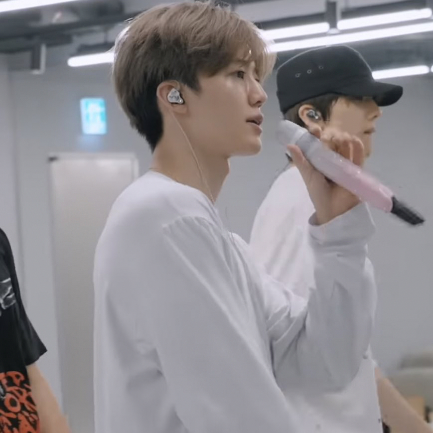 A moment captured by Jaemin (NCT DREAM)'s fan