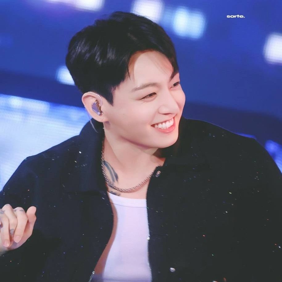 Momen yang diabadikan oleh penggemar Jungkook (BTS)