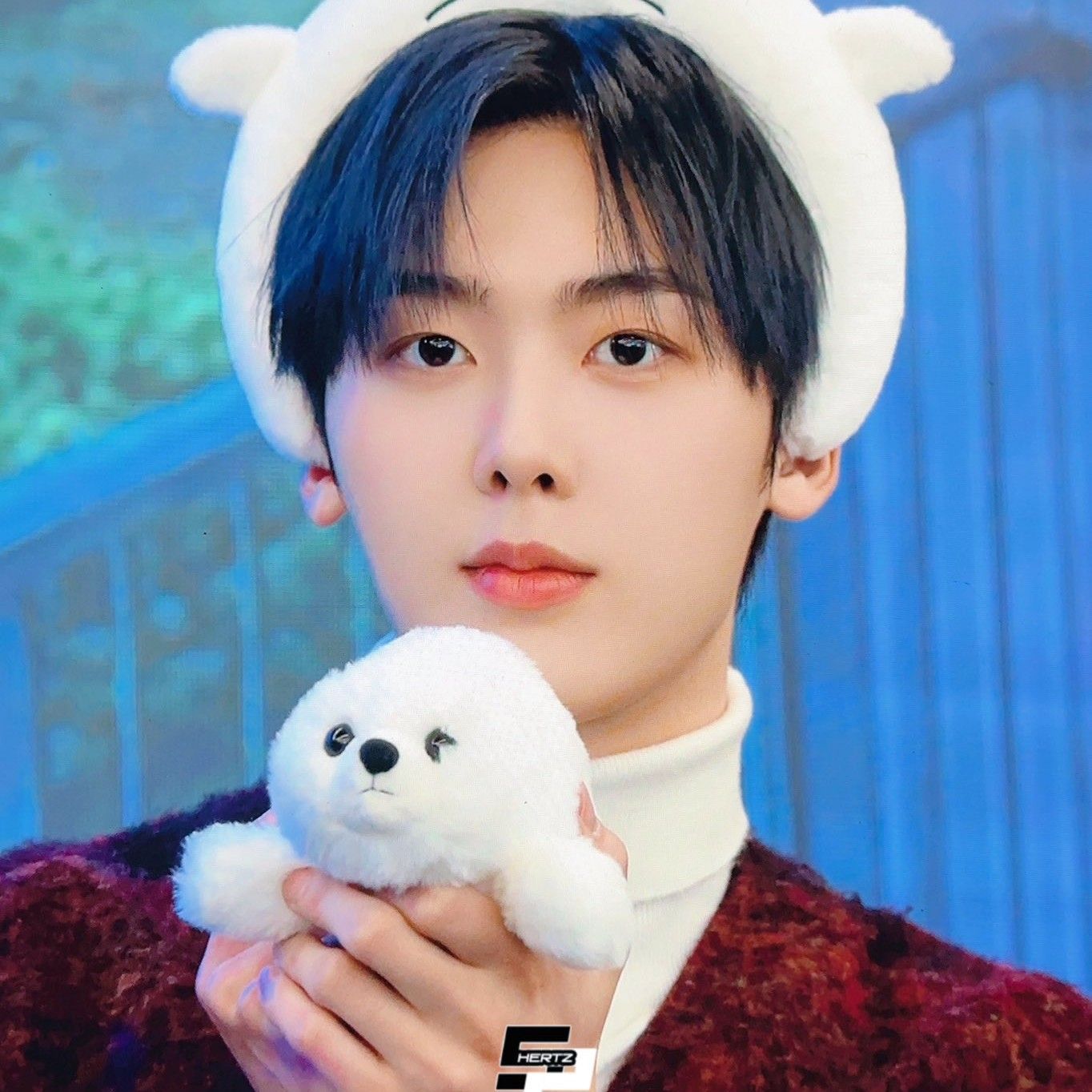 尹产贺 (ASTRO)的最新照片