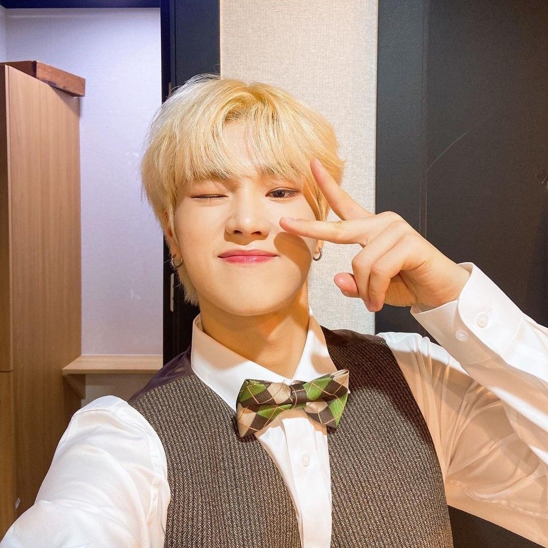 Latest photo of Jungsu (Xdinary Heroes)