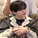 Foto aktivitas terbaru SUGA (BTS)