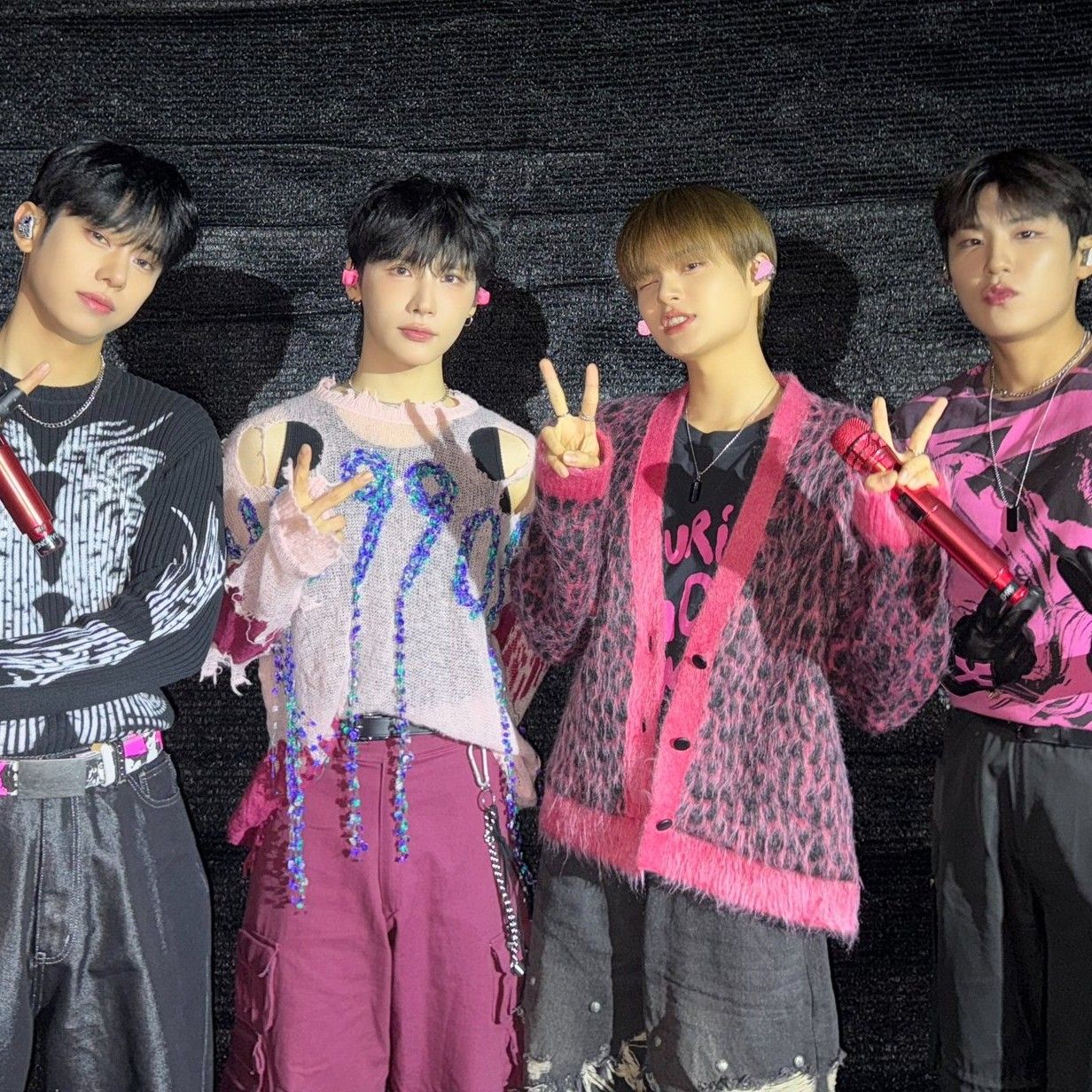 AB6IX의 비하인드 컷