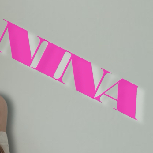 ニナ (NiziU)の舞台裏ショット