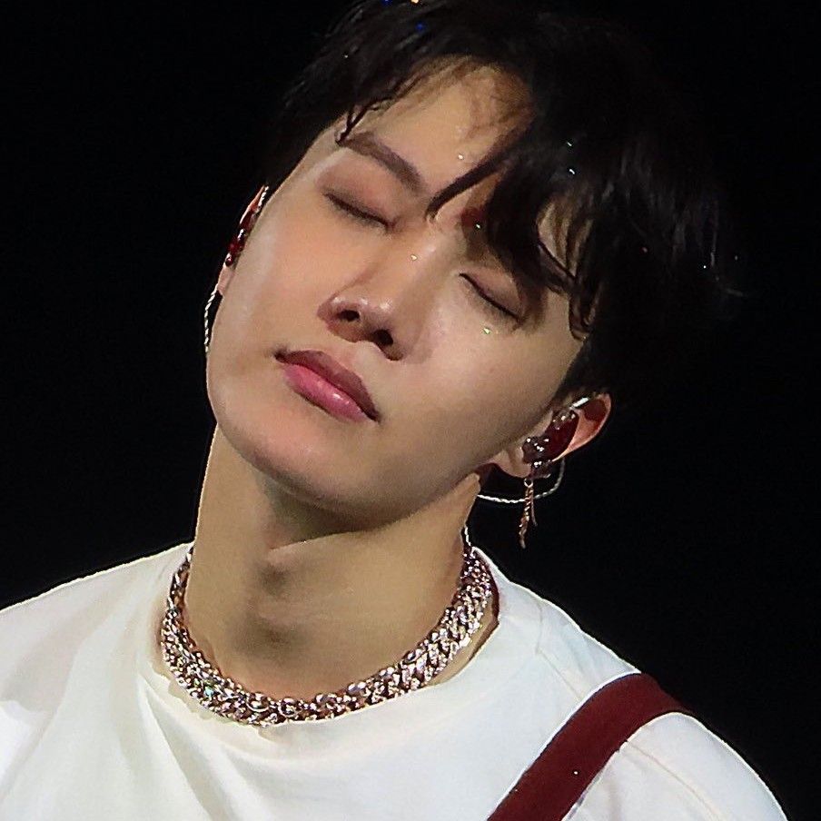 Latest photo of j-hope (BTS)