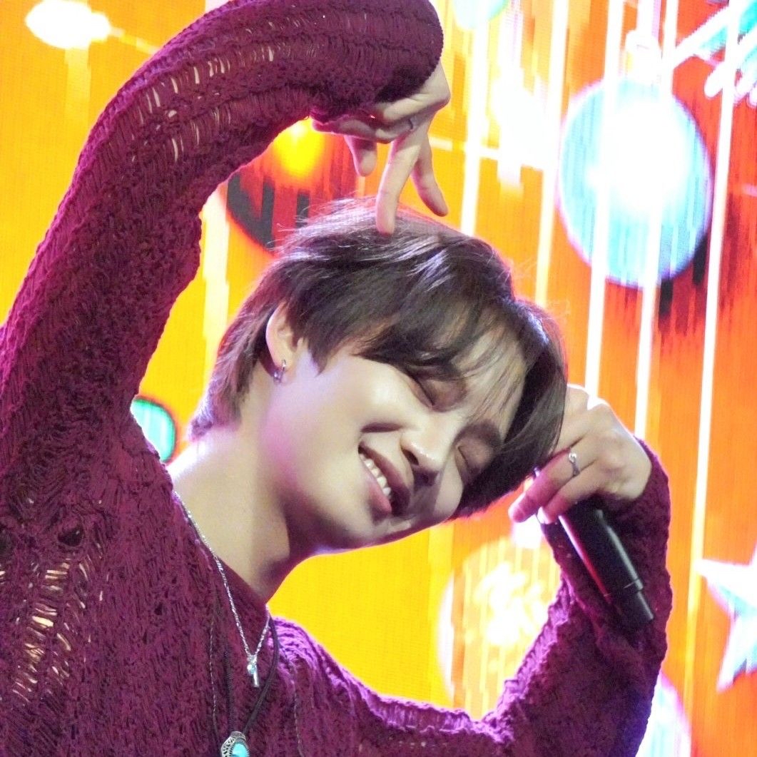 A moment captured by Lim Youngmin's fan