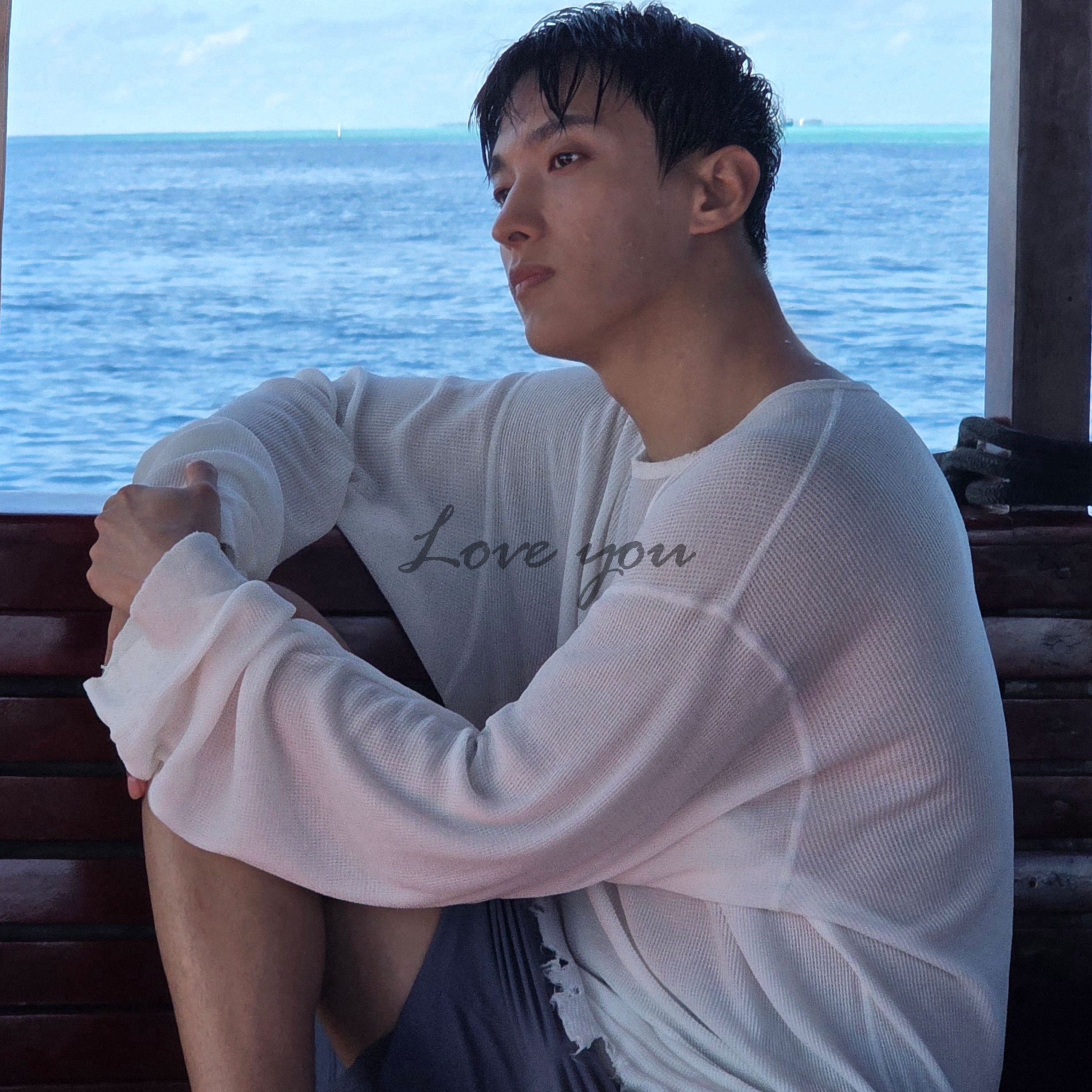 Latest photo of DK (SEVENTEEN)