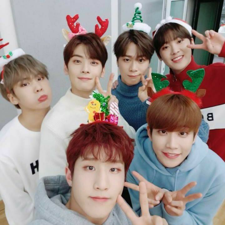 ASTROの舞台裏ショット