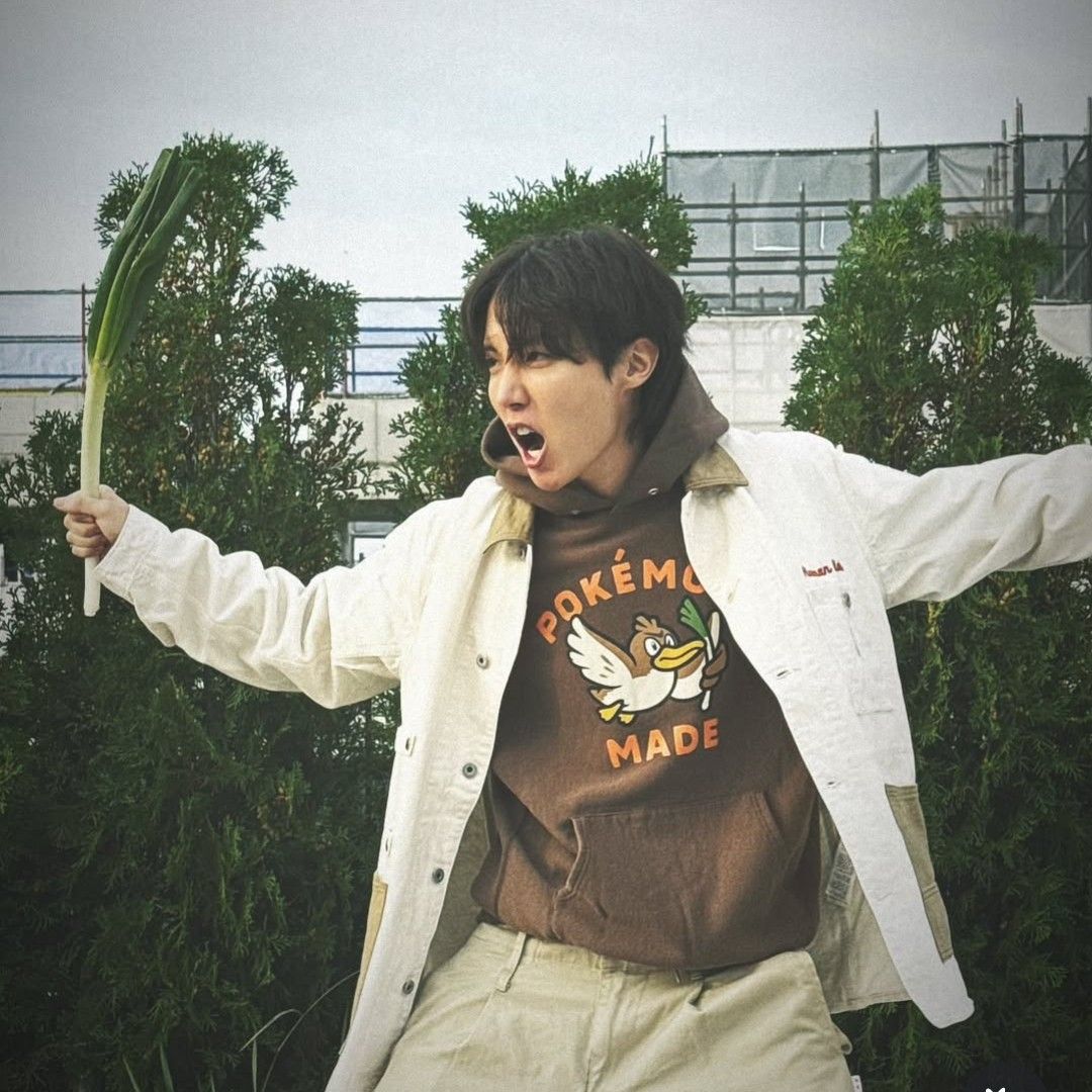 A moment captured by j-hope (BTS)'s fan