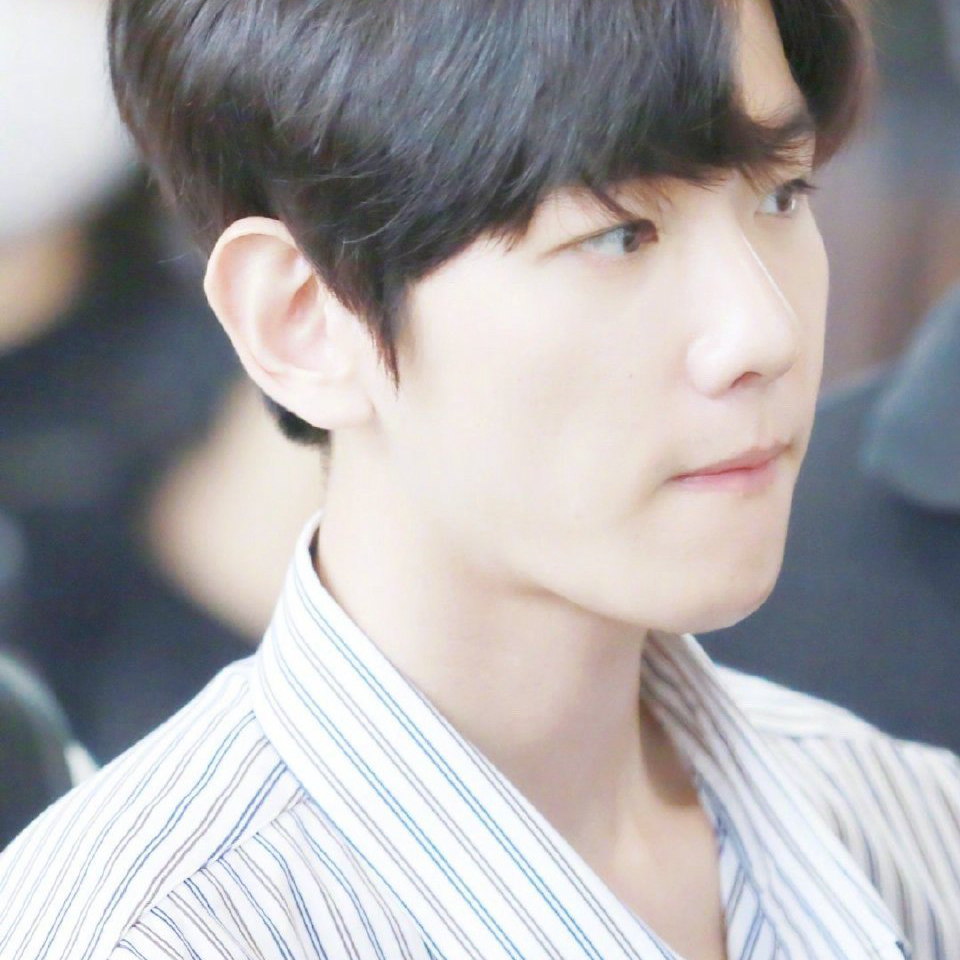 Foto aktivitas terbaru Baekhyun (EXO)