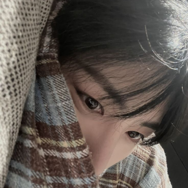 Behind-the-scenes cut of Taesan (BOYNEXTDOOR)