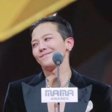 Behind-the-scenes cut of G-DRAGON (BIGBANG)