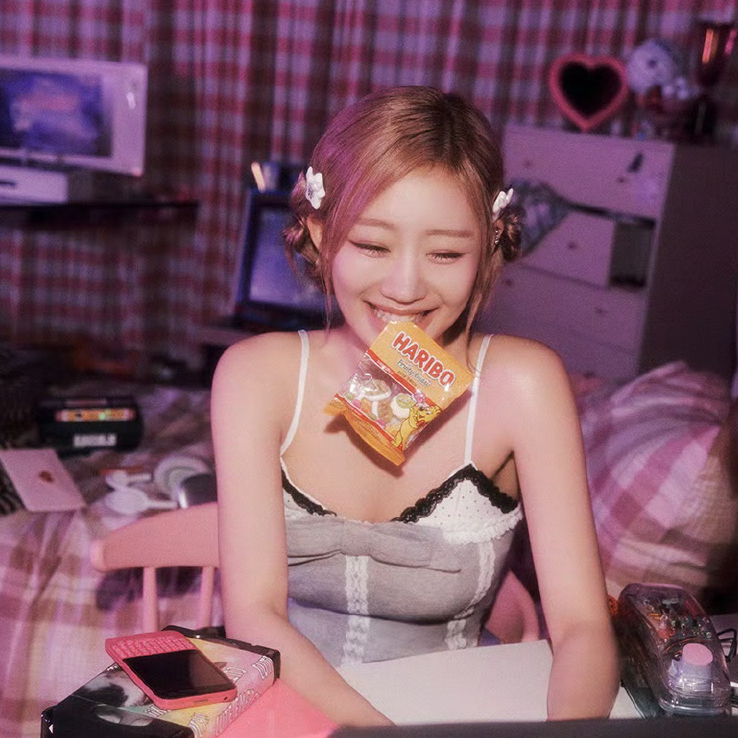 Recent activity shot of Julie (KISS OF LIFE)