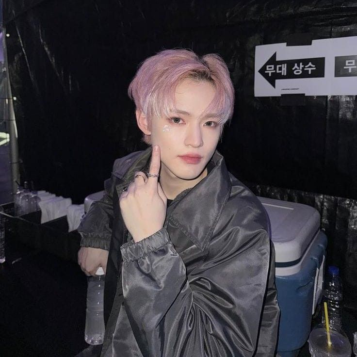 Behind-the-scenes cut of Chenle (NCT DREAM)