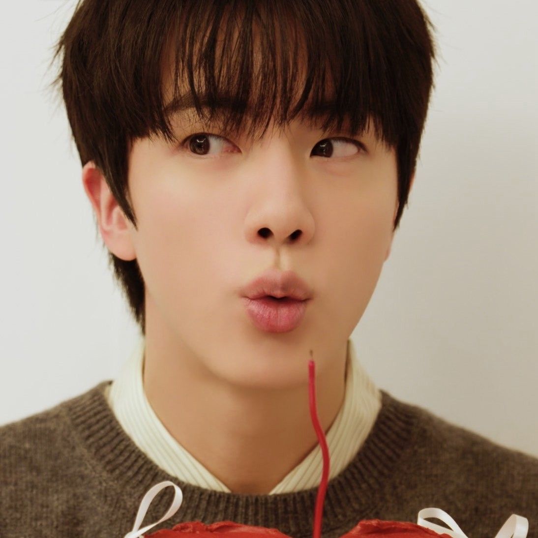 Latest photo of Jin (BTS)