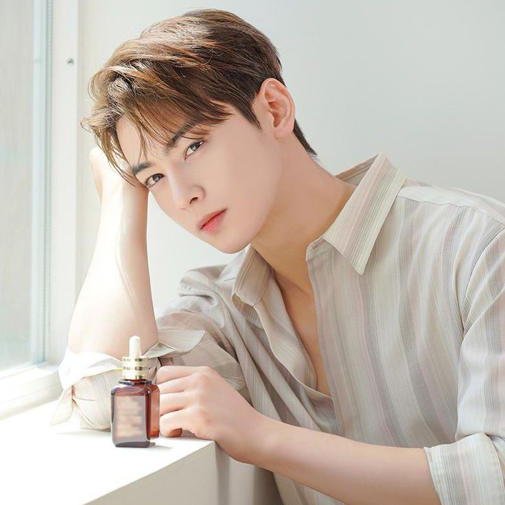 A moment captured by Eunwoo (ASTRO)'s fan