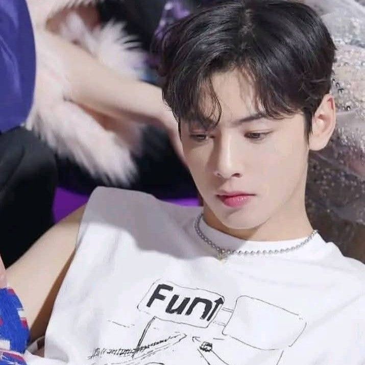 Recent activity shot of Eunwoo (ASTRO)