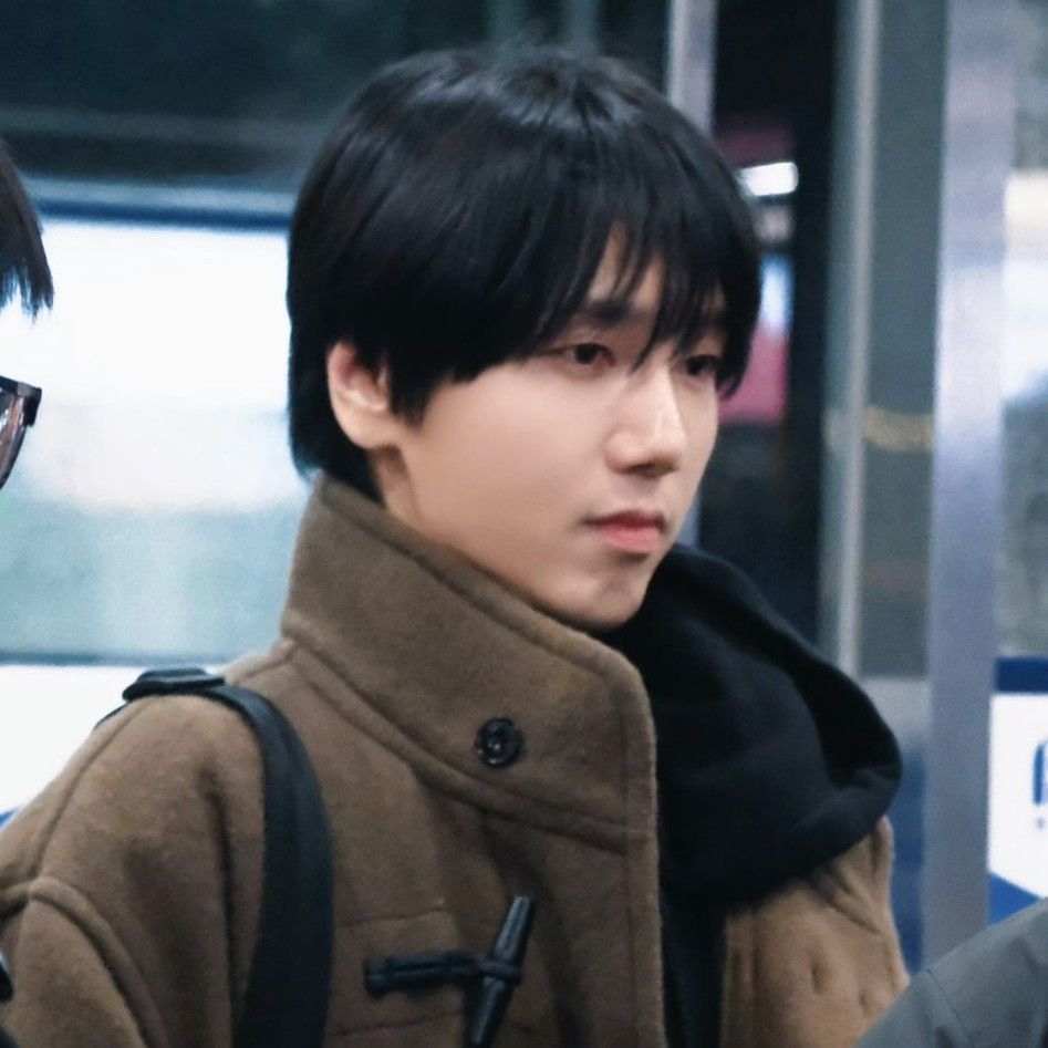 Recent activity shot of Siwon (Super Junior)