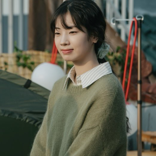 Foto aktivitas terbaru Dahyun (TWICE)