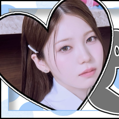 Latest photo of Ayaka (NiziU)