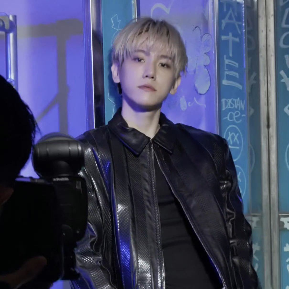 백현 (EXO)의 비하인드 컷