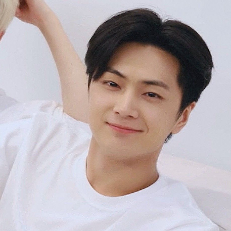 Recent activity shot of Jay (ENHYPEN)