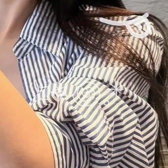 A moment captured by Kang Hyewon's fan
