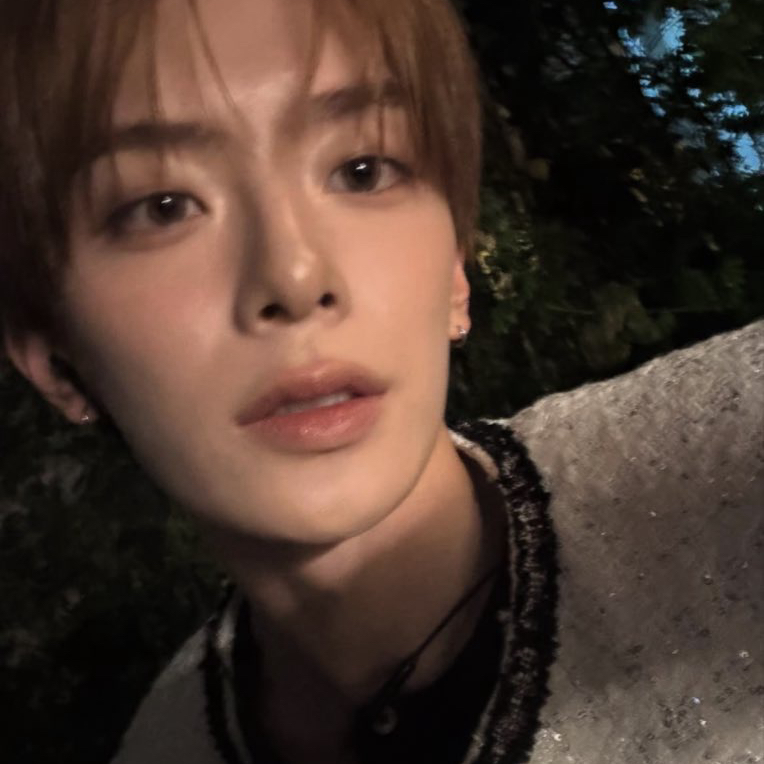Behind-the-scenes cut of Kangmin (VERIVERY)
