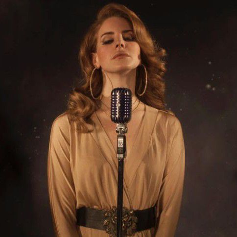 Behind-the-scenes cut of Lana del Rey